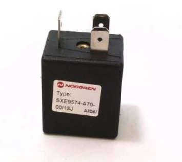 Pneumatic Valve SXE9574 Series with Base - SXE9574-A70-00-13J